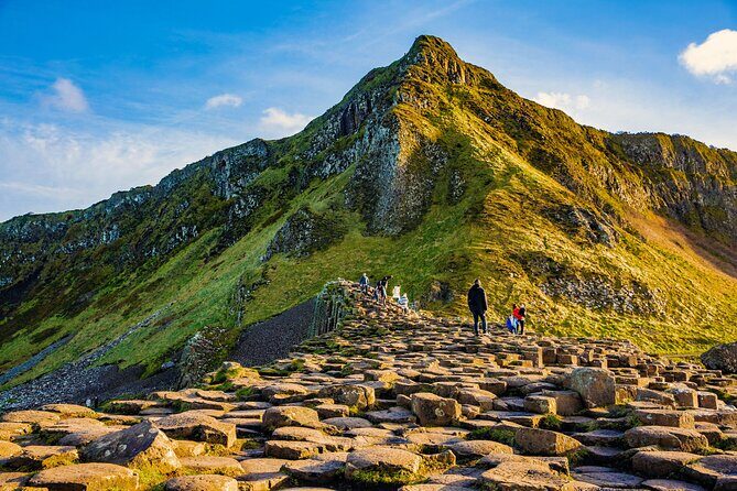 2-Day Private Northern Ireland Tour - Carrick-a-Rede Rope Bridge and White Park Bay: planning for weather and shoes