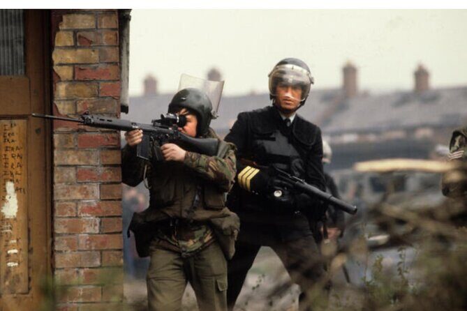 2 Hour Terror and Mural History Belfast taxi Private Tour - Bombay Street Peace Lines: Where the Provisional IRA Story Breaks Wide Open