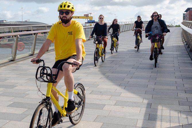 Belfast Bike Tours - Belfast City Hall plus gardens and museum sculptures