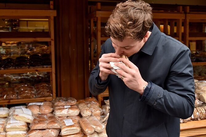 Belfast Centre Food Tour of 12+ Local Irish Dishes & Drinks - What’s actually included: 12+ dishes, soda bread, oysters, Guinness