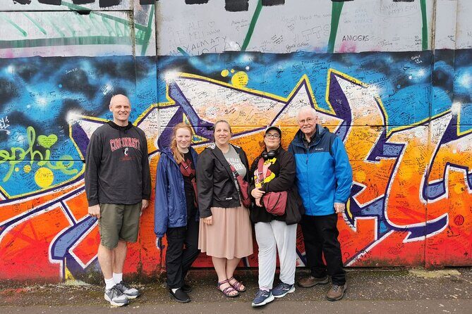 Belfast's Political Mural Taxi Tour - Shankill Road: Protestant, British, Unionist and Loyalist stories in the street
