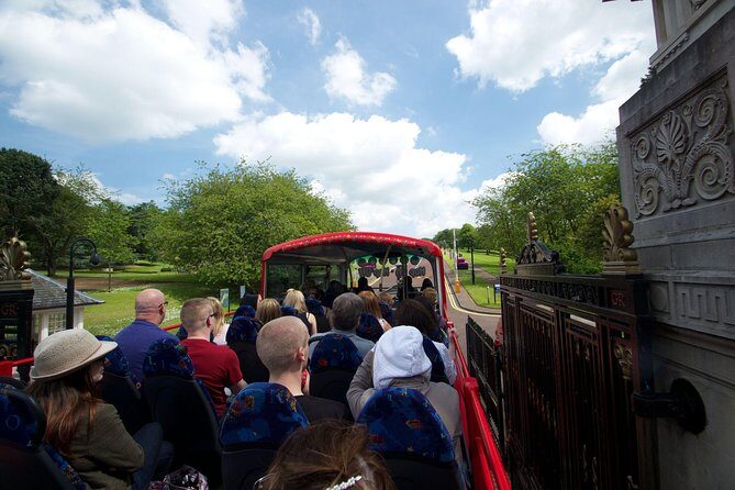 City Sightseeing Belfast Hop-On Hop-Off Bus Tour - Belfast in one day vs two: which pass is better for your pace