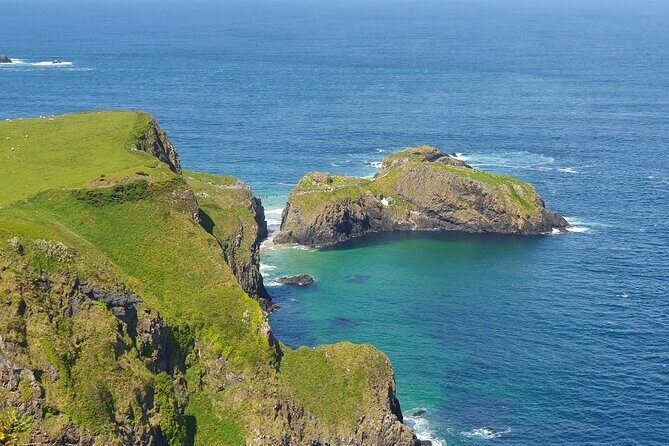 Five Star Giant's Causeway & Belfast Luxury Private Excursion. - Key reasons this tour feels worth it