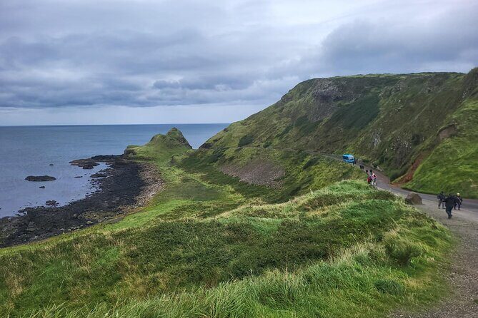 Five Star Giant's Causeway & Belfast Luxury Private Excursion. - Transportation details that matter on a long day