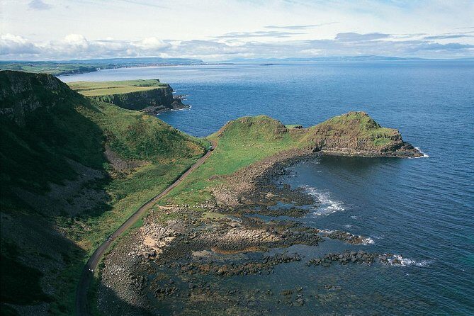 Giant's Causeway and Whisky Distillery tasting tour from Belfast - Why this Belfast tour packs so much into one day
