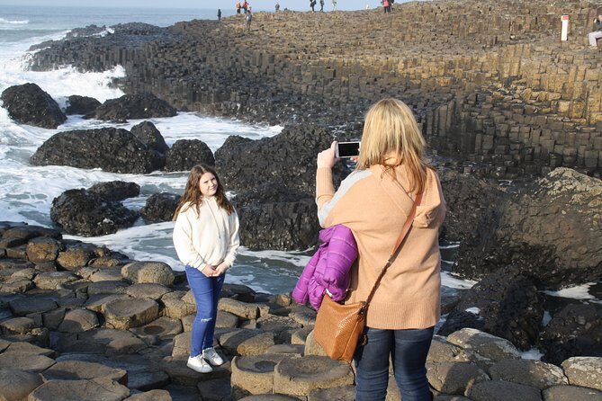 Giant's Causeway Day Tour and Belfast City Tour 1 Day Pass - Giant’s Causeway UNESCO time: how to get the most from 1.5 hours