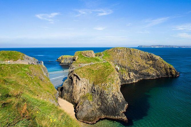 Giant's Causeway Full Day Tour from Belfast - Giant’s Causeway: Free UNESCO Access and the Visitor Centre Choice