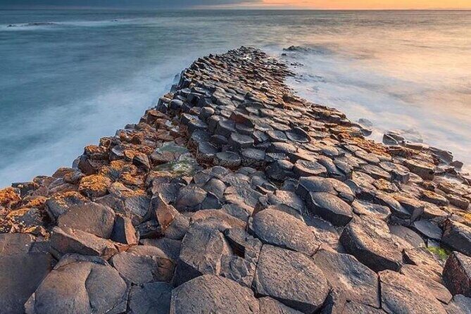 Giants causeway -Game of thrones 7 hours adventure private tour - Giant’s Causeway: UNESCO scale, basalt geometry, and the legend vibe