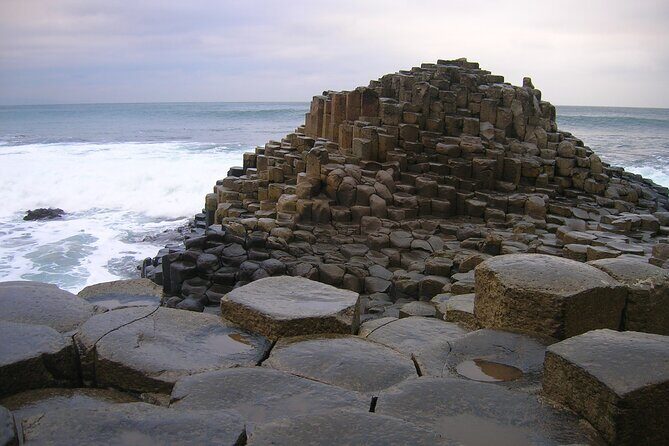 Giants causeway private tour 1 to 7 people - Giant’s Causeway: 40,000 basalt columns and an old legend