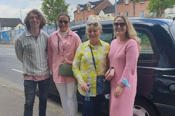 Iconic Belfast Black Cab Tour - Stop 3: The Peace Wall and the Optional Signature Moment
