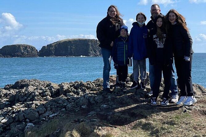 Luxury Giants Causeway Tour in Mercedes + FREE Belfast Mural Tour - Price and logistics: where the value really comes from