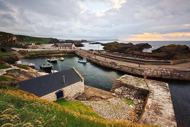 Luxury Tours Belfast. Full day Private Hire Tour for 2- 6 people - A Private 8-Hour Loop That Covers Northern Ireland’s Best Hits