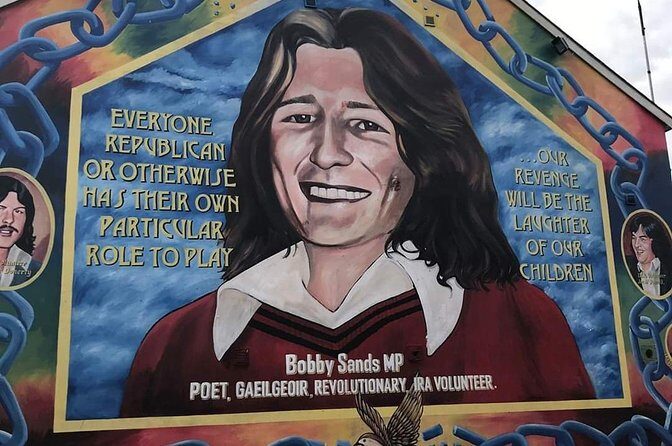 Official World Famous Belfast Black Taxi Tour - Stop 3: The Peace Wall and how it works day to day
