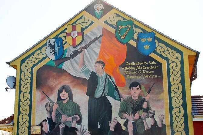 Original Private Belfast Troubles and Peace Cab/Taxi Tour 2 Hours - Bombay Street to Shankill Road: moving from one reality to another