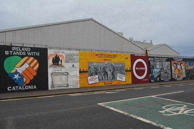 Private 1 Hour Belfast Taxi cab Tour - Stop 5: Falls Road Library and the Sinn Féin HQ photo moment