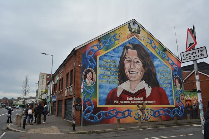 Private 1 Hour Belfast Taxi cab Tour - Price and value: $68.68 for a private cab story