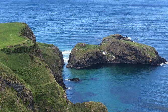 Private Giants Causeway & Antrim Coast Tour - Carrick-a-Rede Rope Bridge: plan for wind, views, and possible delays