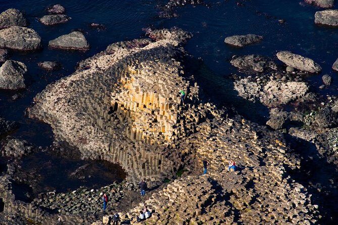Shore Excursion from Belfast: Including Giants Causeway and Belfast City. - Port-to-coast logistics: the day starts with your dock time