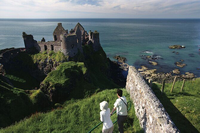Shore Excursion: Giants Causeway Tour From Belfast Port - Dunluce Castle: Clifftop Ruins Without the Big Time Sink