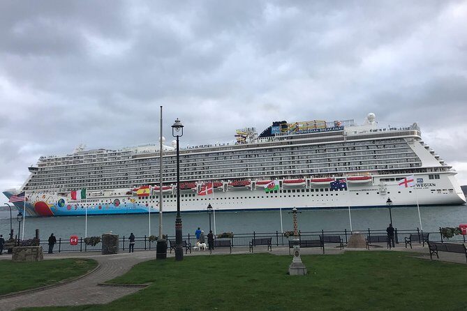 (Small Group) Shore Tour from Belfast: Giant's Causeway and Belfast Day Trip - Price and logistics for a 7-hour cruise shore day