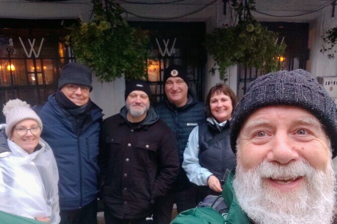 The Real Story of Belfast walking tour with a local guide - Where it starts: Belfast City Hall and a smart walking pace