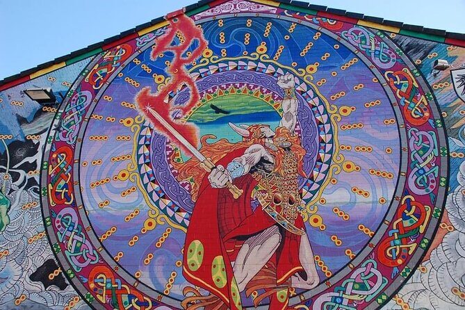 The Troubles and iconic award winning taxi 2hr private cab tour - Price and value: what $120.64 gets you