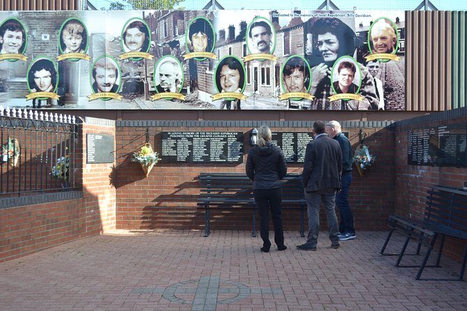 World Famous Private Belfast Troubles Taxi Cab Tour 2 Hour - How the guides keep the story fair (even when it’s not simple)